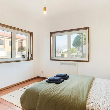 Classic Coastal Bliss In Pensjonat 4*
